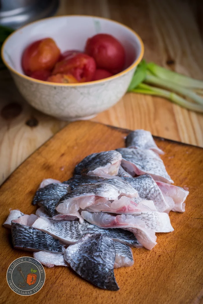 Простой рыбный суп в вьетнамском стиле можно, чеснока, вкусу, чеснок, хлопья, рыбный, готовить, такой, просто, имбирь, Можно, попробовать, минут, получается, этого, обычно, переживайте, рыбных, помидоры, супов