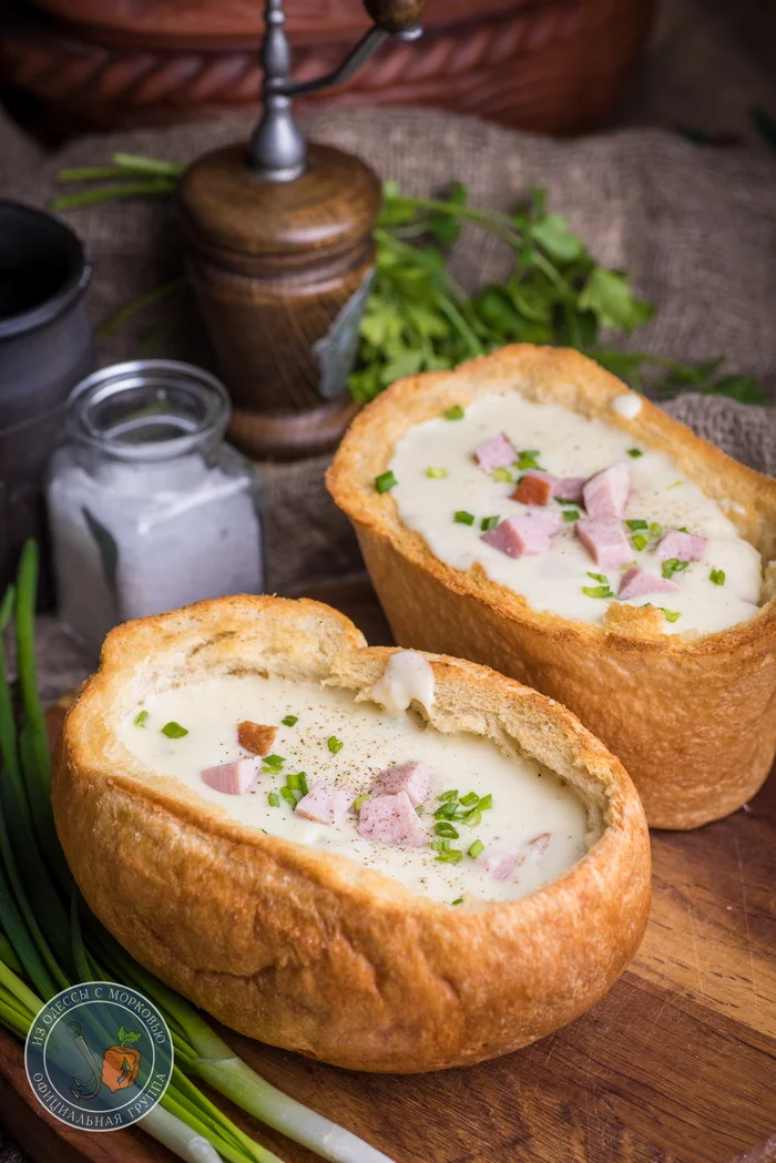 Картофельный суп в хлебе немного, можно, добавить, просто, кубиком, собственно, такой, кипения, будет, минут, попробовать, Готовить, сразу, тимьян, бульона, Влить, пойдет, куриного, супом, сливок