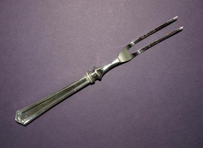 1639382329137414250 Бразильская вилка что это