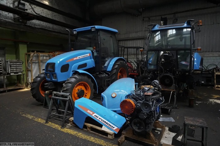 Did not have time to collect and abandoned? The latest production of the Vladimir Tractor Plant! - Vladimir, Longpost, Factory, Reduction, Closing, Tractor Plant, Negative