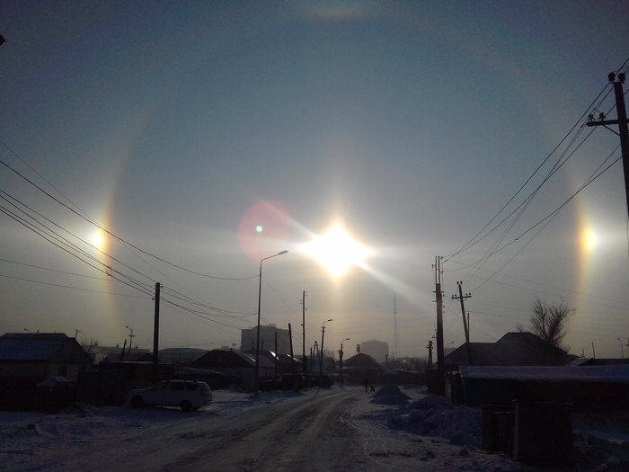 "Три солнца" над Астаной