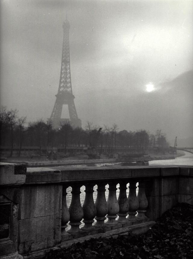 Photos of Paris in the 50s - The photo, Old photo, Paris, France, Story, Longpost