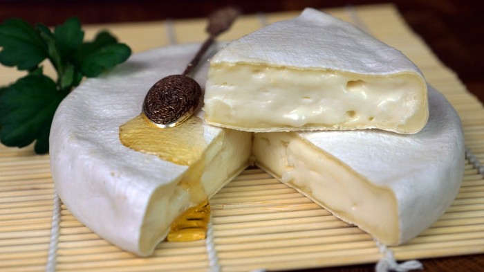      | Camembert cheese    , , , , , , , 
