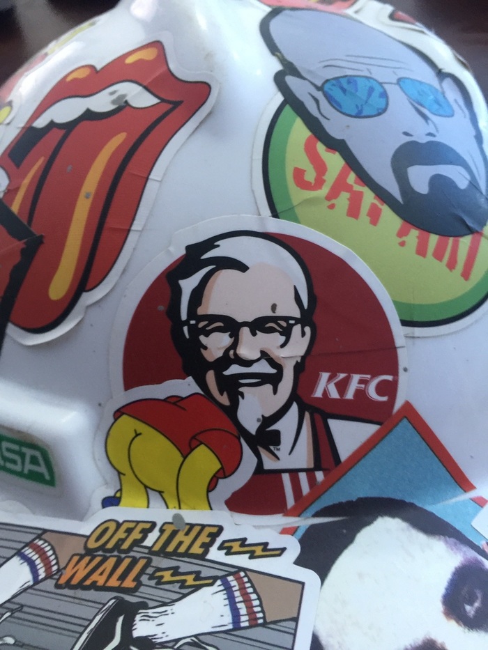 Colonel Simpson - KFC, Images