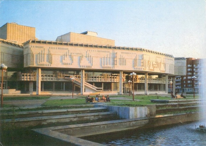 Yaroslavl Theater of the Young Spectator on Yunosti Square. - Theatre, 1983, Youth theater, Yaroslavl, Story, the USSR