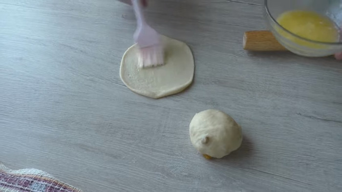 / , , , , , , , ,