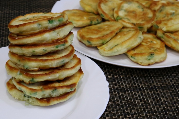 Fritters with green onion and egg - My, Pancakes, Food, Cooking, Recipe, Video, Longpost, Chives