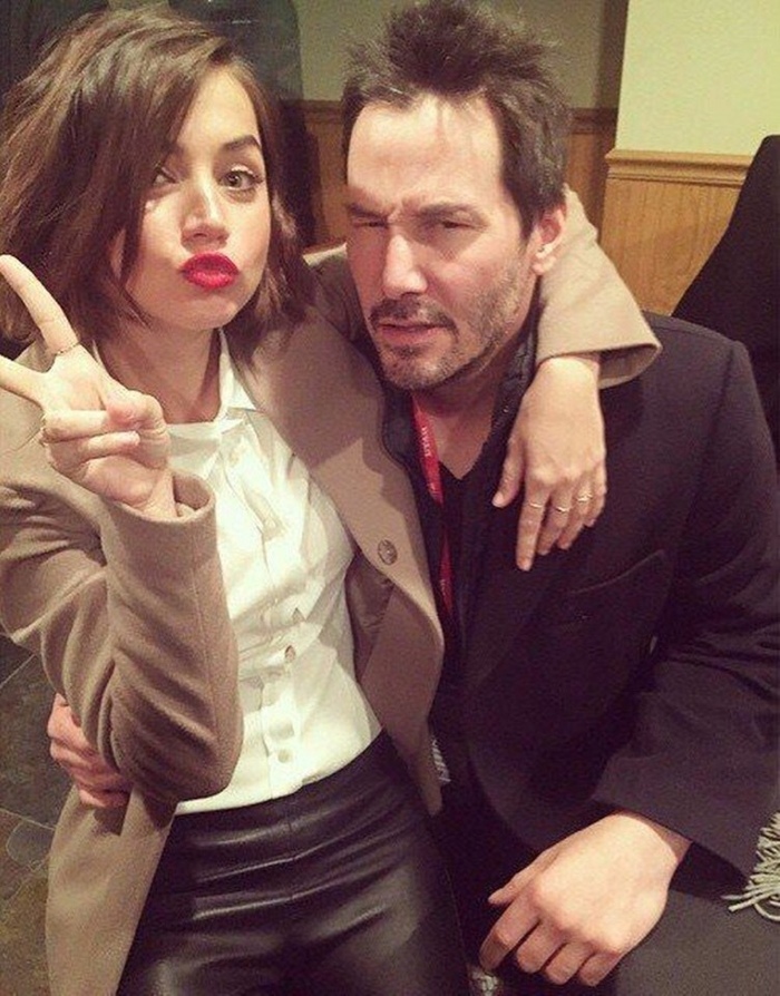 God and Goddess of the Modern Internet - Ana de Armas, Keanu Reeves, Blade Runner 2049, Neo, Matrix