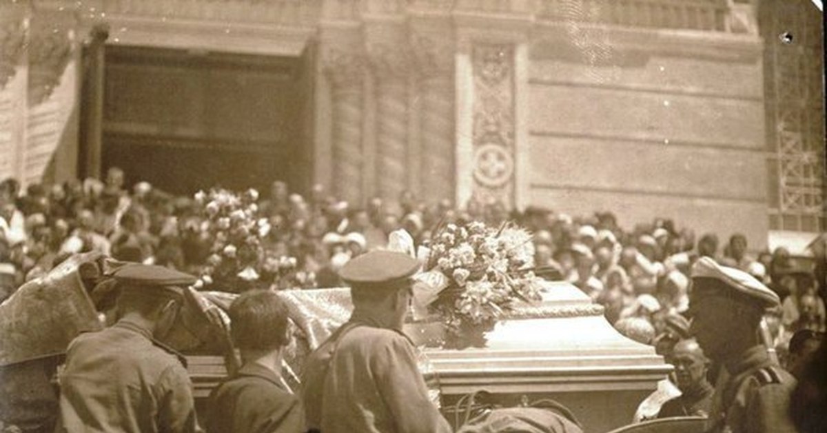 1 июня 1918. Похороны Генерала Врангеля Брюссель 1928.