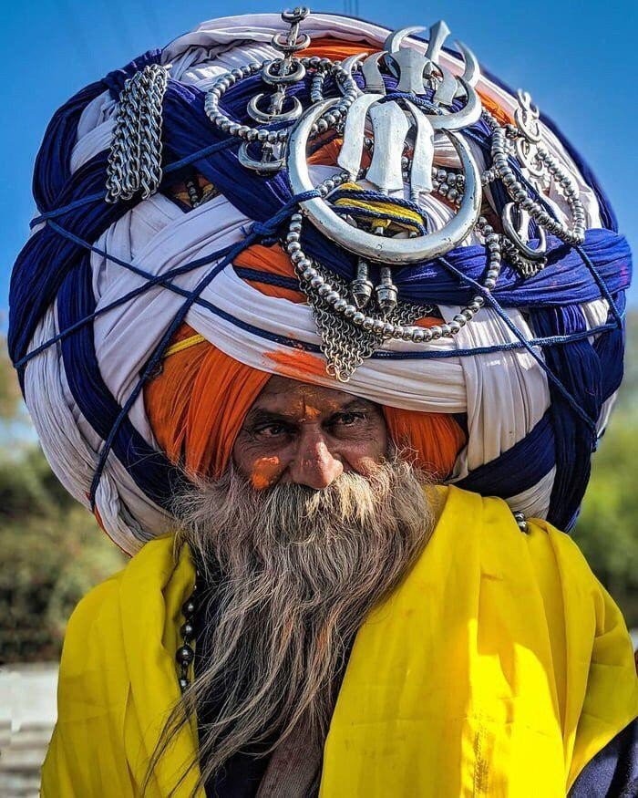 Gin - Turban, Huge, Sikhs