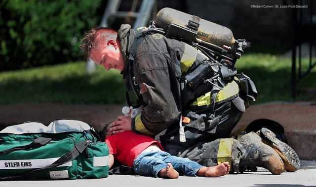 Real heroes! - Fire, Firefighters, The rescue, Children, USA, In the end, everyone is alive, Longpost