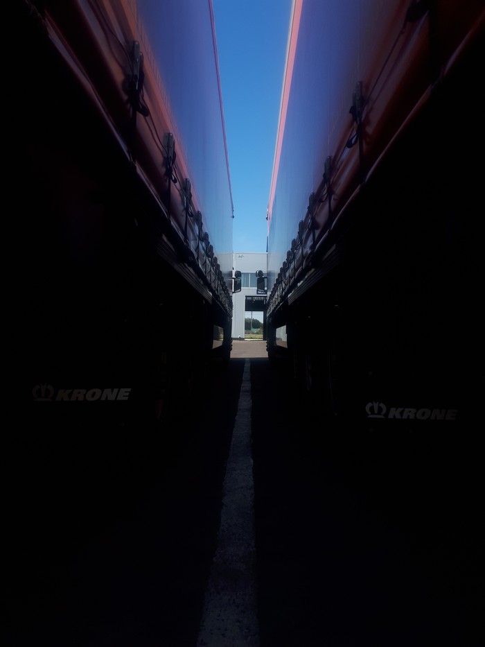 В тенечке под KRONE'ами...