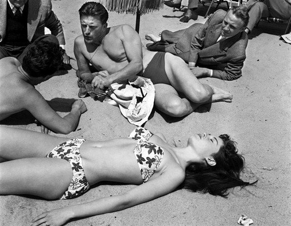 young - Beach, Brigitte Bardot