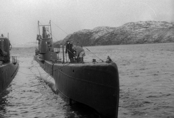    1941-1945  154   ,  ,  , , 