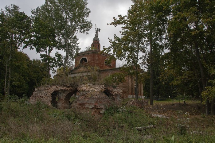 Church in the village of Aksinino, Tula region - Ruin, Church, Angel, Abandoned