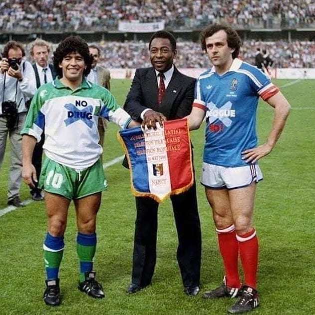 And then they traded t-shirts - Diego Maradona, Michel Platini, Football, Footballers