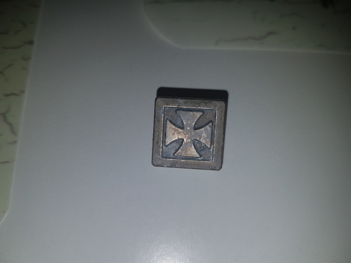 Помогите опознать странную находку в Крыму