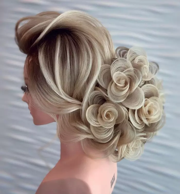 Very beautiful! - Прическа, Curls, Flowers
