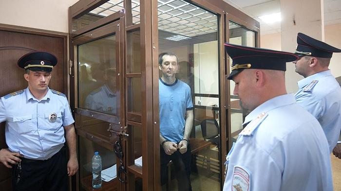 Former Colonel Zakharchenko reduced his sentence by six months - Russia, Zakharchenko, Sentence, Court, Ministry of Internal Affairs, Negative