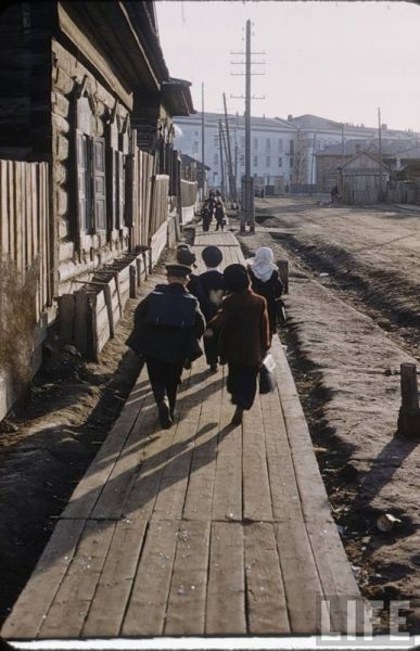 Якутск глазами фотографа американского журнала Лайф Говарда Сохурека,1958 год - СССР, Якутск, Якутия, Длиннопост