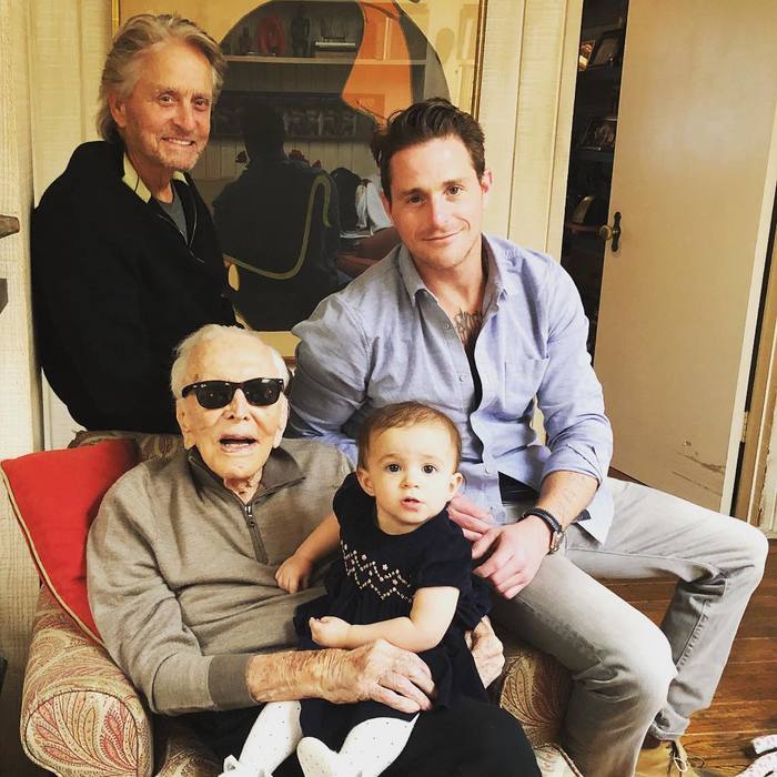 Four generations of the Douglas family (2019) - Kirk Douglas, Michael Douglas, Family, The photo, Celebrities, Actors and actresses