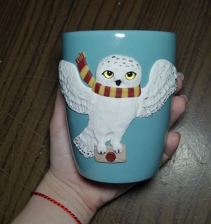 Owl mug with letter - My, Mug with decor, Handmade, Polymer clay, Needlework without process, Owl, Polar owl, Harry Potter, Longpost