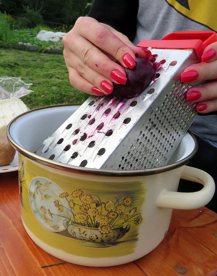 Return of Van Helsing. Making Van Helsing Salad - My, Van Helsing, Longpost, Cooking, Salad, Garlic, Beet, Recipe