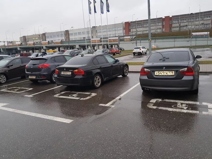 Disabled people - My, Parking, Violation of traffic rules, BMW owner, Bentley