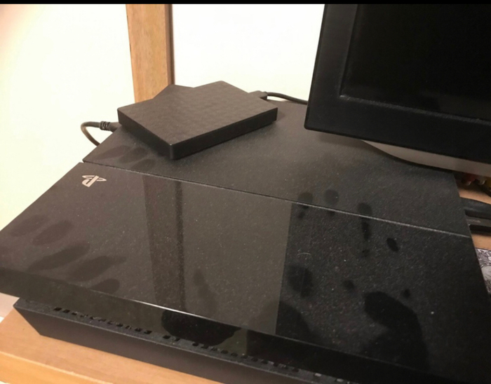 �� ������� ����� �� ������������� PS4? ������ � ���!