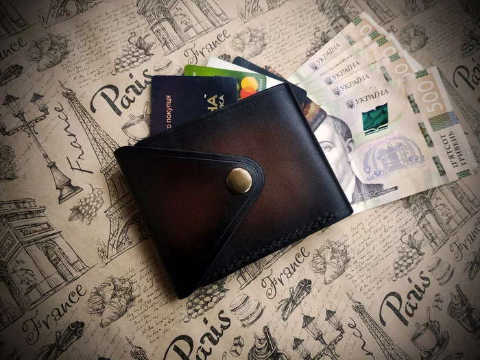 Bifold - a compact men's wallet made of handmade genuine leather - My, With your own hands, Handmade, Leather, Beefold, Leather products, Purse, Needlework without process, Longpost