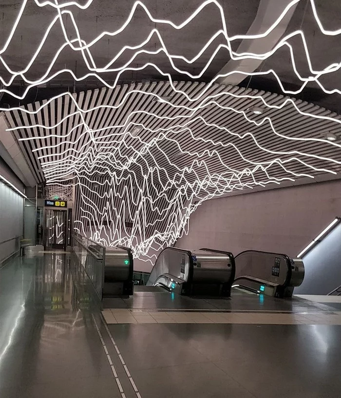 This art installation is at the entrance to a subway in Sweden. - Installation, Sweden, The photo, Metro