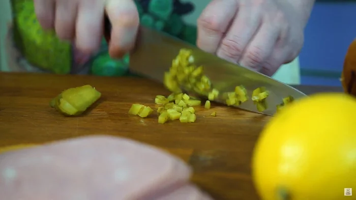 Солянка мясная сборная. Солянка с мясом, Кулинария, Длиннопост, Зажарка, Видео, Рецепт, Видео рецепт, Еда, Наготовке