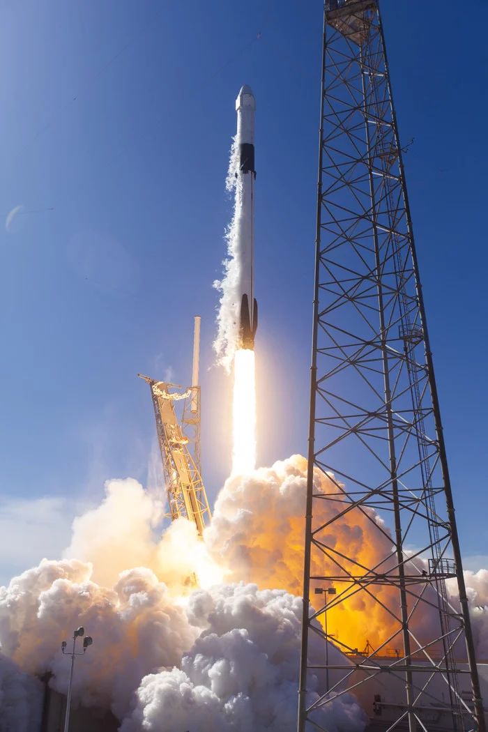 CRS-19 05.12.2019 Запуск и посадка - SpaceX, Falcon 9, Дракон, Илон Маск, Длиннопост