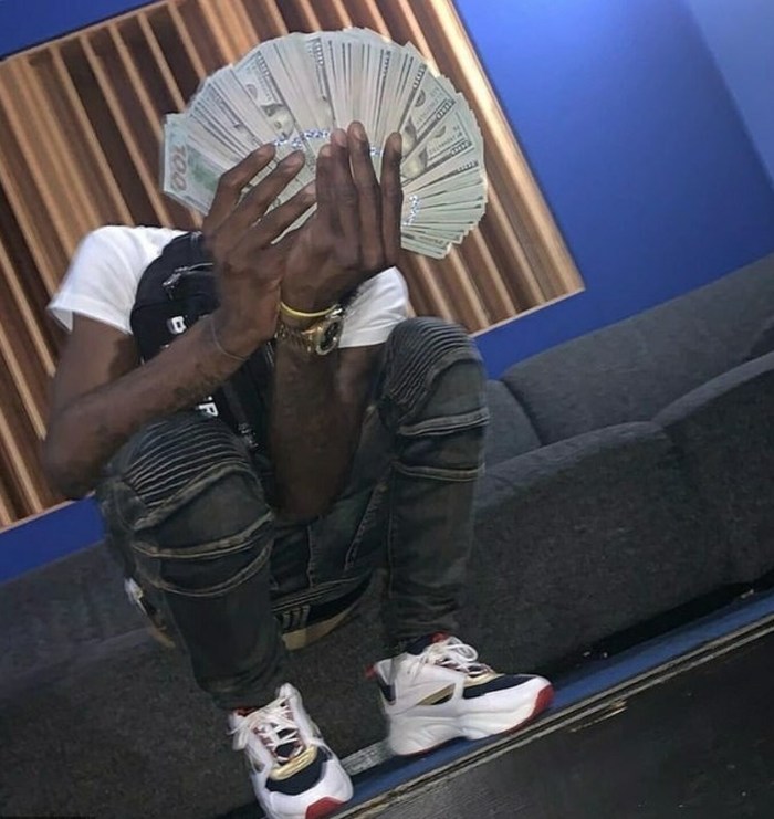 Сверхразум хвастался украденными деньгами в соцсетях Сверхразум, Вор, США, Новости, Длиннопост