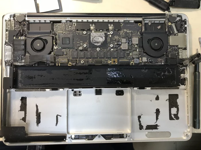 Why does everyone dislike travellers? MacBook Pro from Pikabushnik - My, Krasnoyarsk, Saint Petersburg, Repair, Repair of equipment, Apple repair, Laptop Repair, Macbook, Longpost