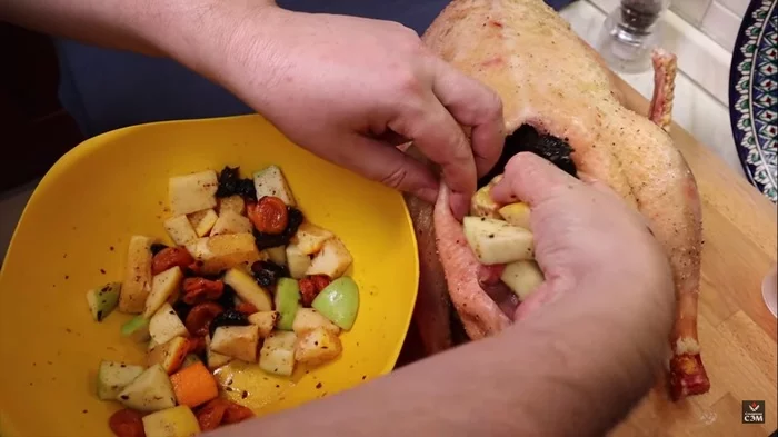 Old Sam's Christmas goose from Old Sam!!! - My, Christmas, New Year, Food, Гусь, Recipe, Video, Longpost, Cooking