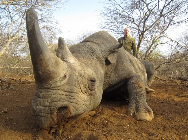 Шуфрич убивал носорогов в Африке: скандал получил продолжение Украина, Охота, Новости, Длиннопост