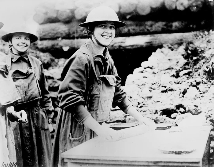 Volunteers from the Salvation Army on the front of the First World War - Retro, World War I, Preparation, Volunteers, Volunteering, Women in War