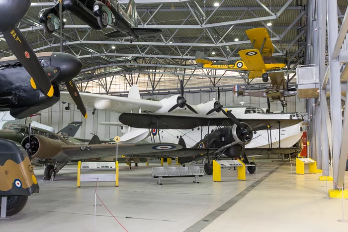 Fairey Swordfish Mk III. Dangerous bookcase - Torpedo bomber, England, Longpost, Series First of all planes