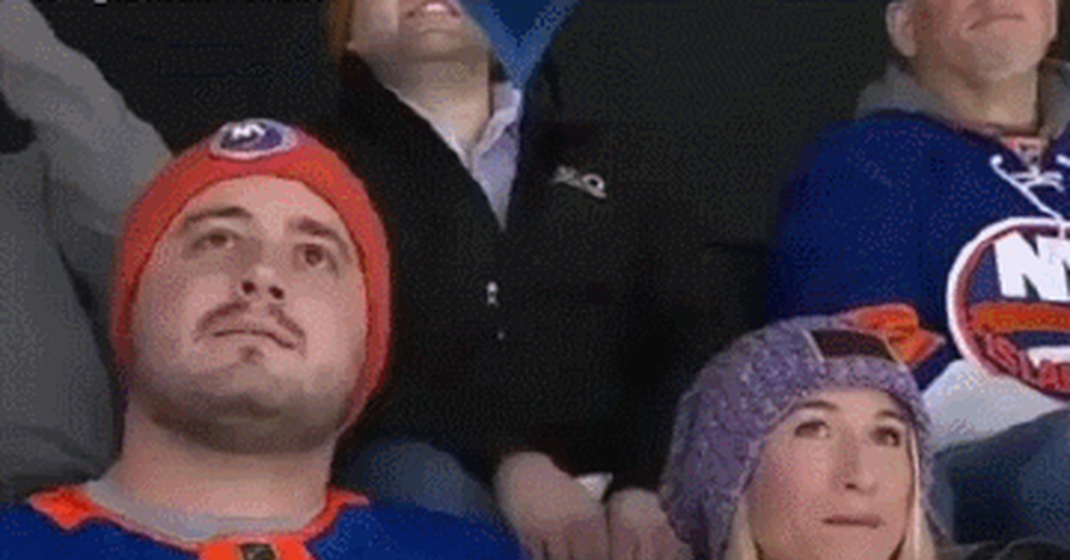 The most sophisticated method of suicide I have ever seen in my life! - Sport, Hockey, Nhl, Kiss cam, Болельщики, GIF