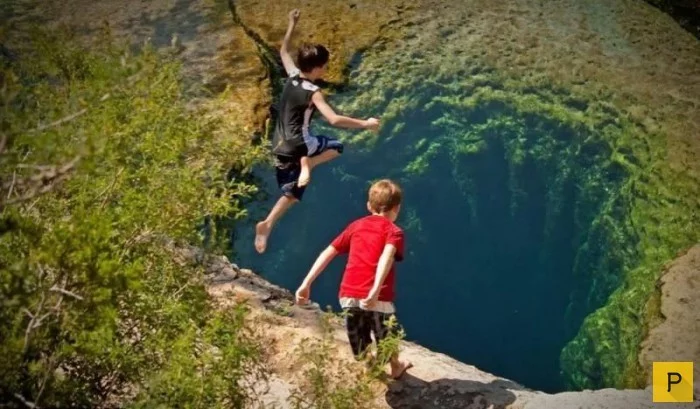 One of the most dangerous places on earth - Jacob's Well in Texas - Dangerous places, Well, sights, Longpost