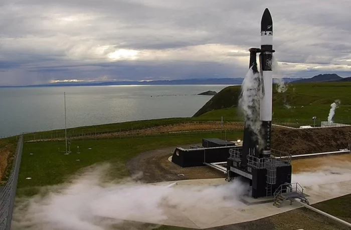 Live broadcast of the Electron launch with mission NROL-151 (Birds of a Feather) - Rocket lab, New Zealand, Electron, Private astronautics, Space, Satellite, Video