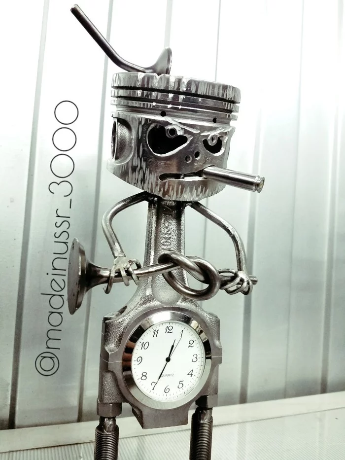 Evil piston vs valve - My, Welding, Needlework, Garage, Piston, Auto, Clock, With your own hands, Longpost, Needlework with process