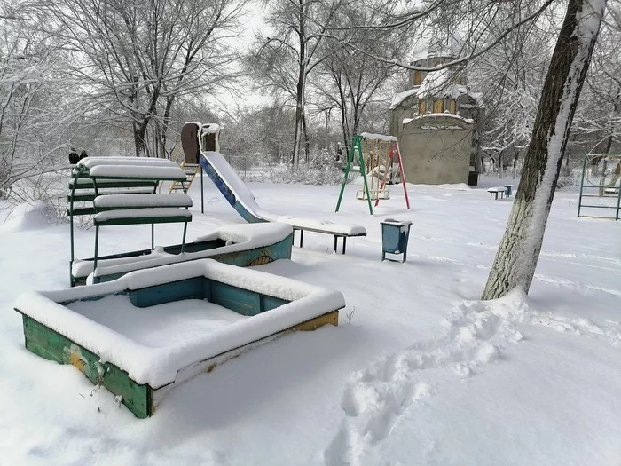 24 hours of snow - My, Volgograd, Weather, Snow