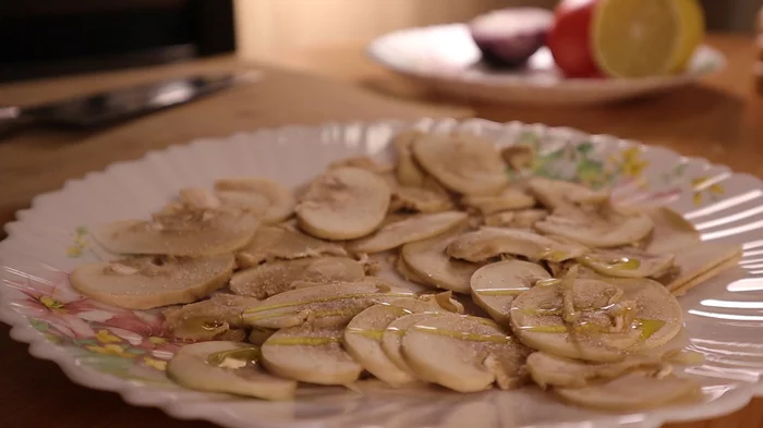 Mushroom carpaccio...mushroom salad in general - My, Recipe, Food, Salad, Mushrooms, Snack, Video recipe, Video, Longpost, Carpaccio