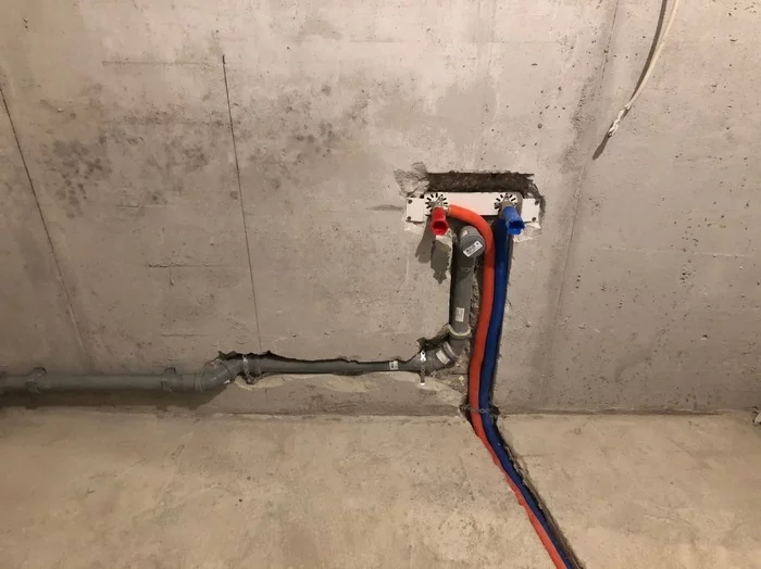 Piping in the bathroom. Rational approach to installation - My, Video, Plumbing, Wiring, Repair, Longpost