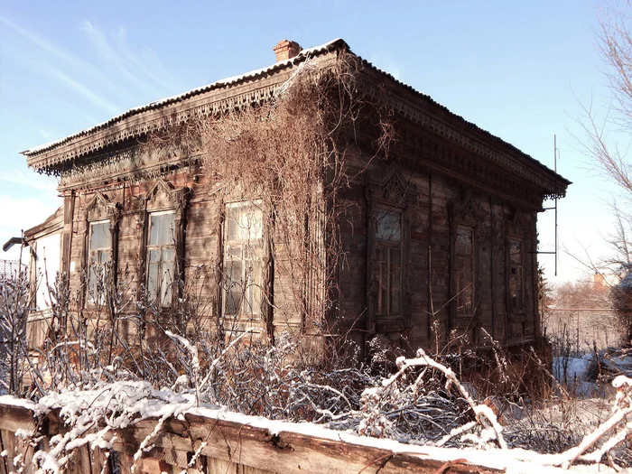 an old house - My, The photo, Wooden house, an old house, Longpost