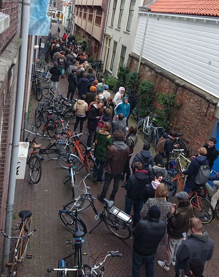 Queues for coffeeshops in the Netherlands - Coronavirus, Netherlands, Marijuana, , Netherlands (Holland), Coffeeshop