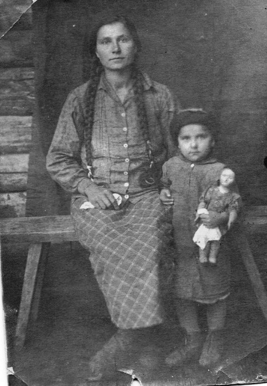 Great-grandmother with grandmother 1942-1943 - Remini, Нейронные сети, Old photo, The photo, Longpost