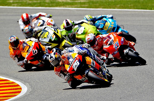 Is motorcycle racing more interesting than football? What to watch when you're tired of everything - My, Motorcycles, Sports girls, Motorcycling, Motorcycle racing, Moto, Event, Longpost